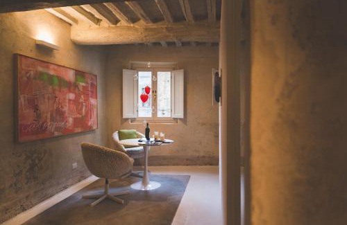 Santa Maria a Monte House | ART SUITE GALLERY - Tuscany - medieval town close to Florence, Pisa, Lucca, Chianti Zone, Versilia
