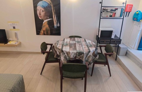 Madliena Apartment | Art-themed apartment in the center of Valletta