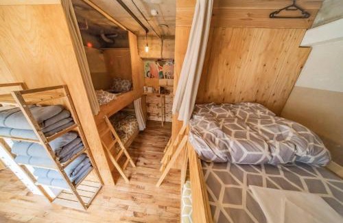 Atami House | ArtBar & GuestHouse ennova