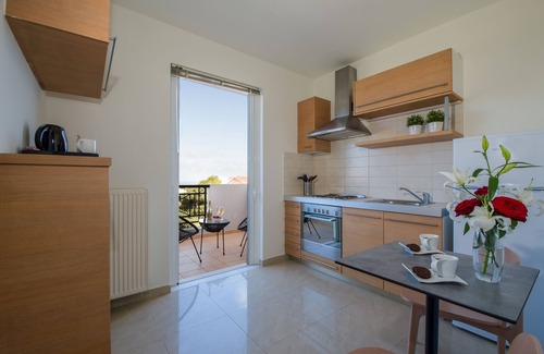 Pitharion Apartment | Artdeco Luxury Suites