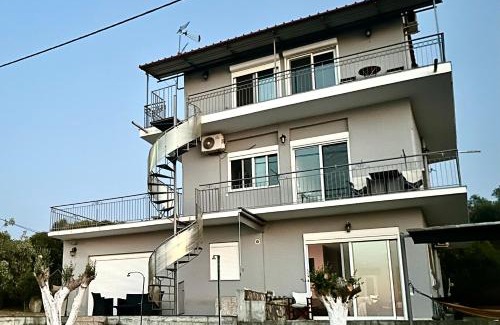 Amfilochia Apartment | ARTE MARE d'Irene