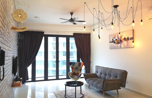 Gelugor House | ARTE S PENANG HOMESTAY