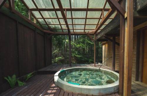 Ponto House | Artemina Kussharoko Log Terrace