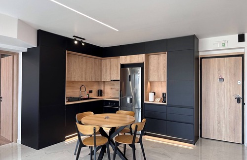 Athens Apartment | Artemis House2Heal Athens 15th floor/Private Jacuzzi & Sauna, Luxury Apartment
