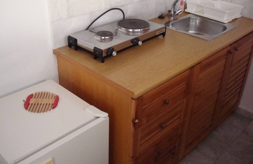 Agia Roumeli Apartment | Artemis Studios, Agia Roumel, large, quiet, clean studios close to the the sea.