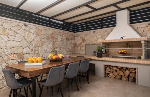 Porto Koukla Villa | Artemis Villa
