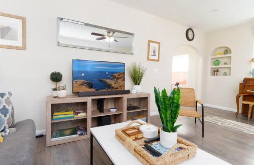 Normal Heights House | Artfully-styled bungalow in the heart of it all