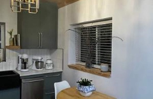 Oak Cliff House | Arthouse- Bishop Arts - Beautiful house in historical Winnetka neighborhood.