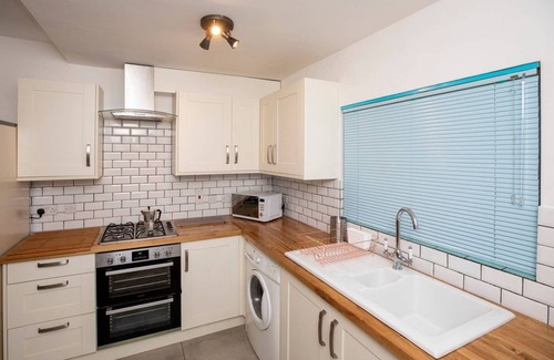 Sneinton House | Arthouse Lovely Spacious 5 bed house