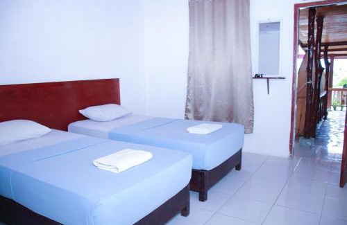 Sipura Island House | Arthur Homestay Telescope Mentawai
