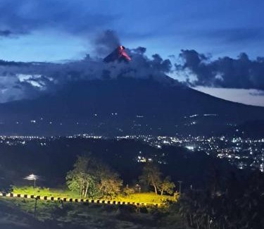 Legazpi Villa | Arthur Private Resort