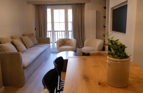 Arties Apartment | Arties Lodge