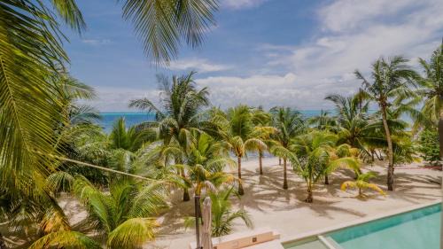 Isla Mujeres Apartment | Artila Beach Condos, Isla Mujeres