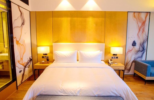 Longgang Hotel | Arting Hotel-Pingshan Railway Station