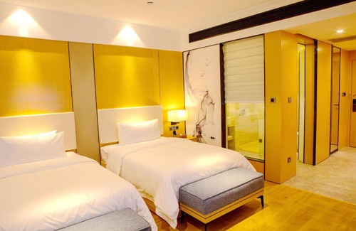 Longgang Hotel | Arting Hotel-Pingshan Railway Station