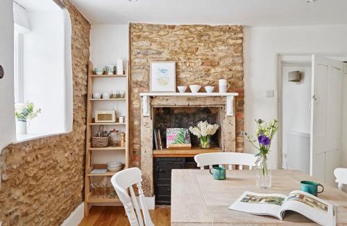 Chippenham House | Artisan Cottage