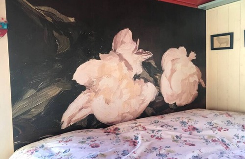 Beaminster RV Rental | Artisan Hut with ensuite and hot tub