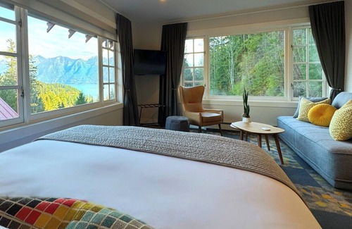 Bowen Island Hotel | Artisan Suites on Bowen