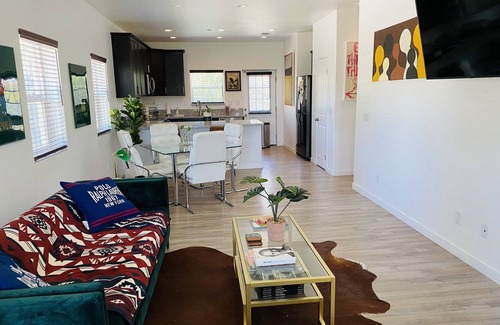 Fontana House | Artist Retreat home Designed By Ricardo Montano