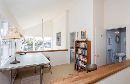 Stinson Beach House | Artist's Beach Getaway