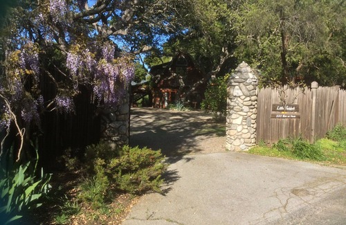 Carmel Valley Apartment | Artist's Library Garden Apartment for Two