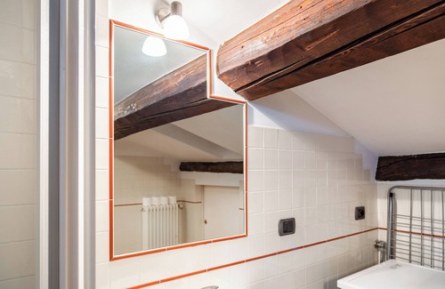Old Town Apartment | (Artist's Nest) Attic in the Center near the Lake