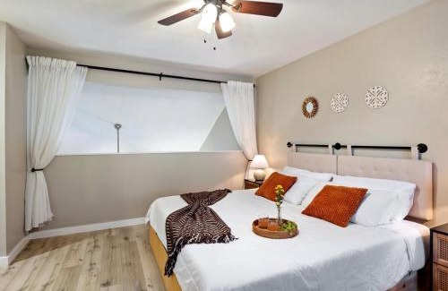 Gainesville Apartment | Artist's Tower Townhome Just Renovated w Loft