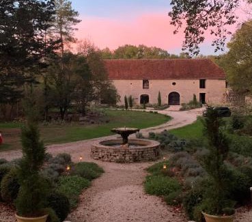 Foissac House | Artist Studio Gite