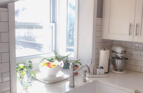 Smyrna House | Artist Studio Retreat (20 mi. from Nashville)