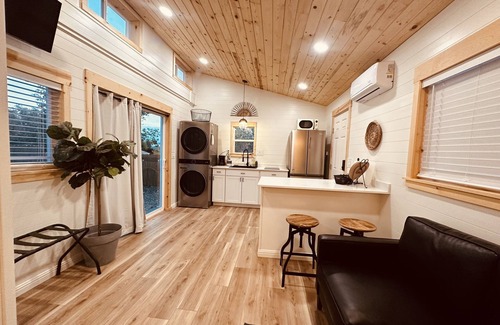 Prescott Valley Units Apartment | Artistic Modern Studio with Mingus Mountain Views