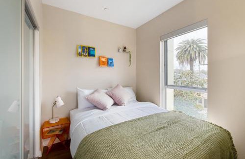 Pico Apartment | Artistic Studio in Downtown SM with Breathtaking Skyline View