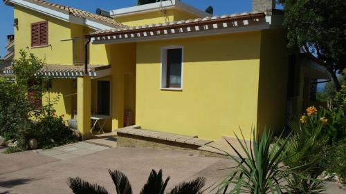 Capitana Apartment | Artistika Golden Apartment