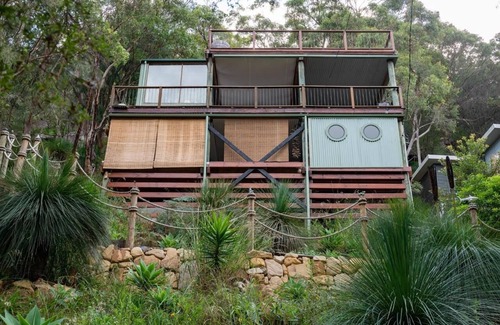 Bar Point House | Artists Retreat - Boat Access Only