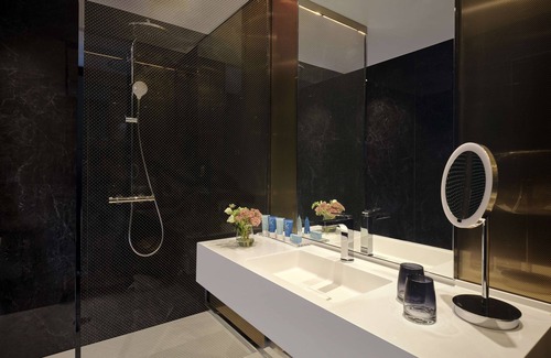Zagreb Hotel | art’otel Zagreb powered by Radisson Hotels