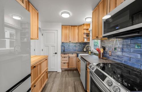 Bottineau House | Arts District Abode