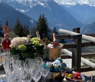 Bagnes Ski Chalet | Artsy Luxurious Ski-In-Out-Chalet