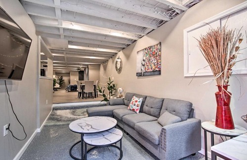 Germantown Apartment | Artsy Philadelphia Studio about 7 Mi to Downtown!