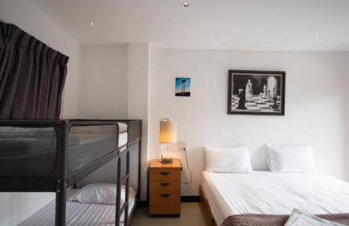 Phra Pradaeng Hotel | Arttra Villa