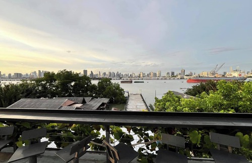 Phra Pradaeng Villa | Arttra Villa