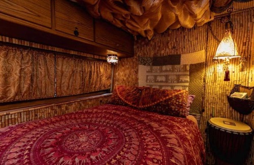 Bastrop House | ArtV @ Casa Luna Llena