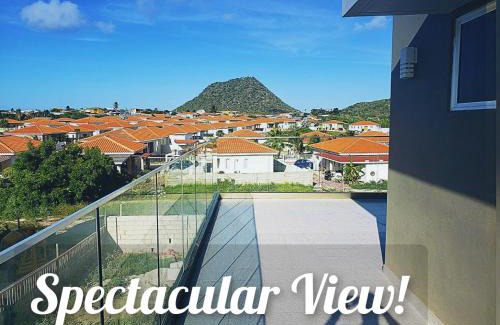 Oranjestad House | Aruba Vacation House - Cozy and Modern!