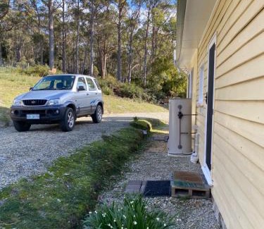 Alonnah House | Aruma Cottage Bruny Island