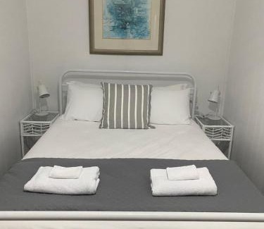 Alonnah House | Aruma Cottage Bruny Island