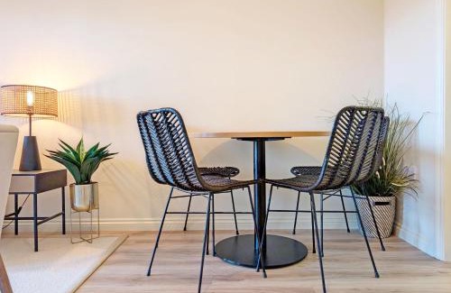 Barns Green House | Arundel Court