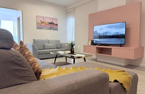 Tanjung Aru Apartment | AruSuites Tanjung Aru Kota Kinabalu By LAXZONE
