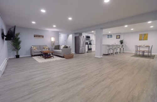Lamar Heights Area House | Arvada HideAway