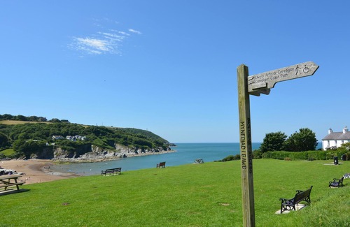 Aberporth Cottage | Arwel, Aberporth - Three Bedroom Cottage, Sleeps 6