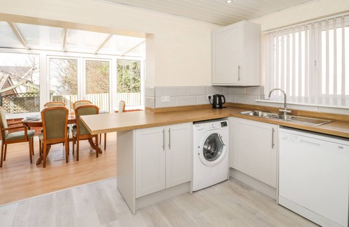 Penmaenmawr Cottage | ARWELFA, pet friendly, country holiday cottage in Penmaenmawr