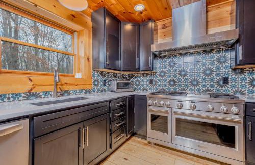 North Glade Hills House | Arya Relaxed Chalet