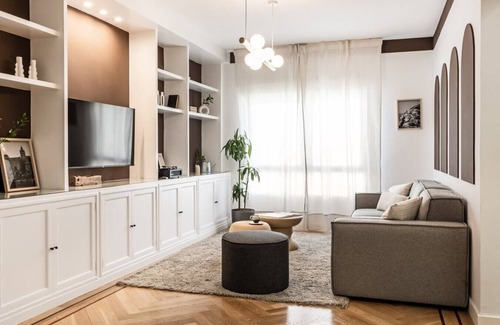 Castillejos Apartment | Arzano - 4 bedrooms and office in Castilla